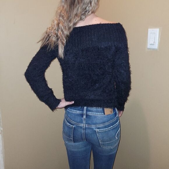 Tobi fuzzy sweater size s - Picture 3 of 5